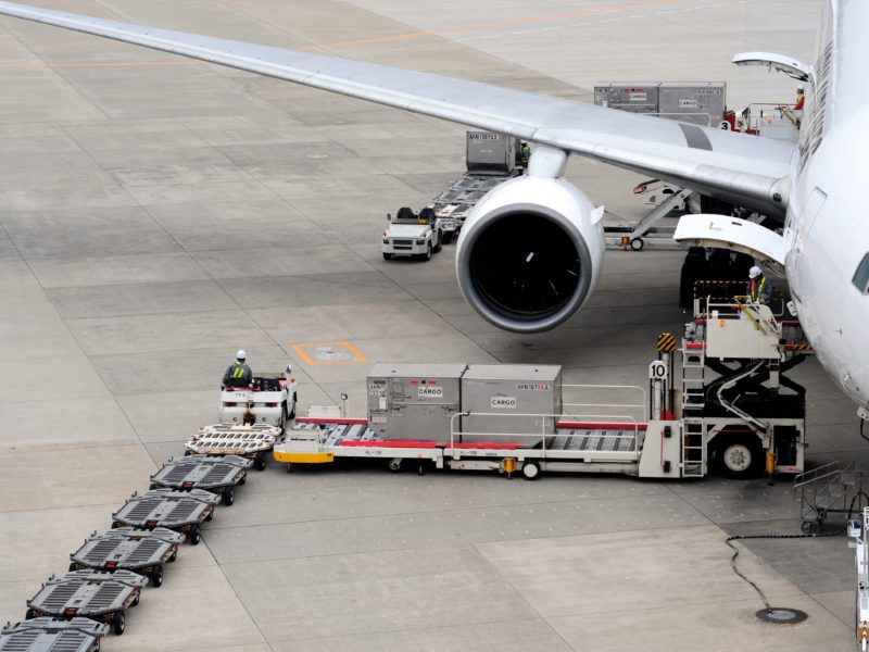 Air Cargo Adobe Stock 39949706